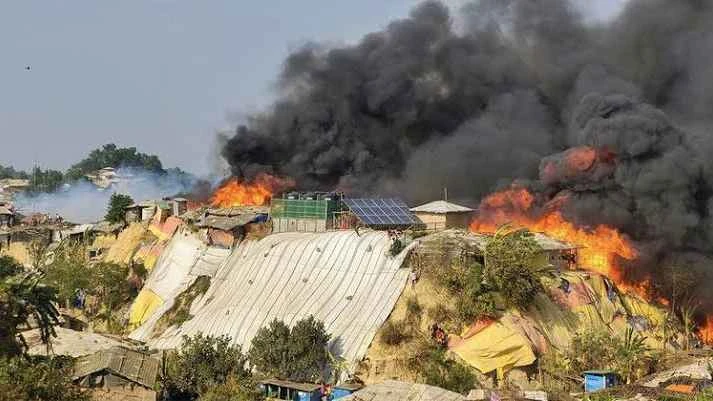 রোহিঙ্গা ক্যাম্পে ভয়াবহ আগুন, নিয়ন্ত্রণে ৭ ইউনিট