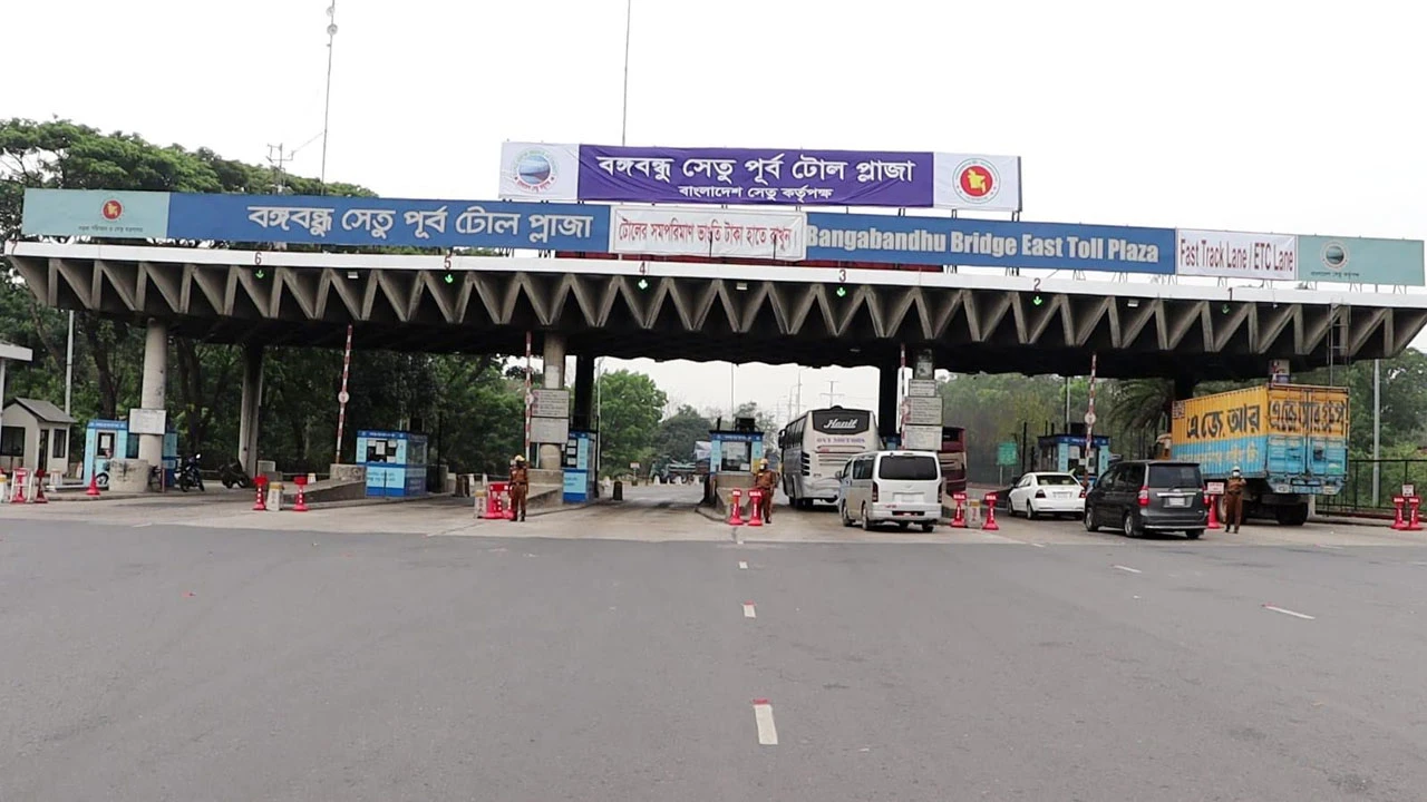 ২৪ ঘণ্টায় বঙ্গবন্ধু সেতুতে টোল আদায় প্রায় আড়াই কোটি টাকা