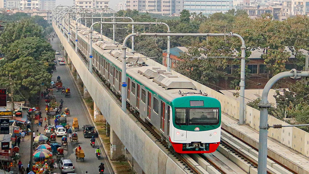 বিকেল থেকে মেট্রোর ‘সপ্তাহে ৭ দিন’ যাত্রা শুরু