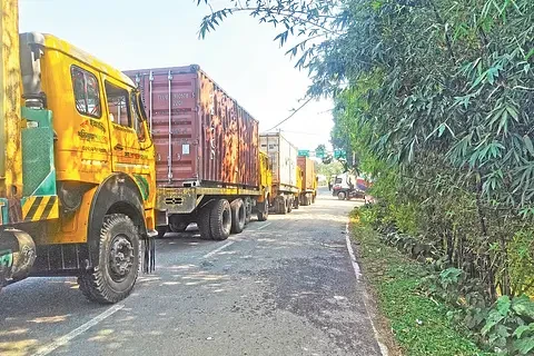 ভারত-বাংলাদেশ সীমান্ত বাণিজ্য প্রায় শূন্যের কোটায়