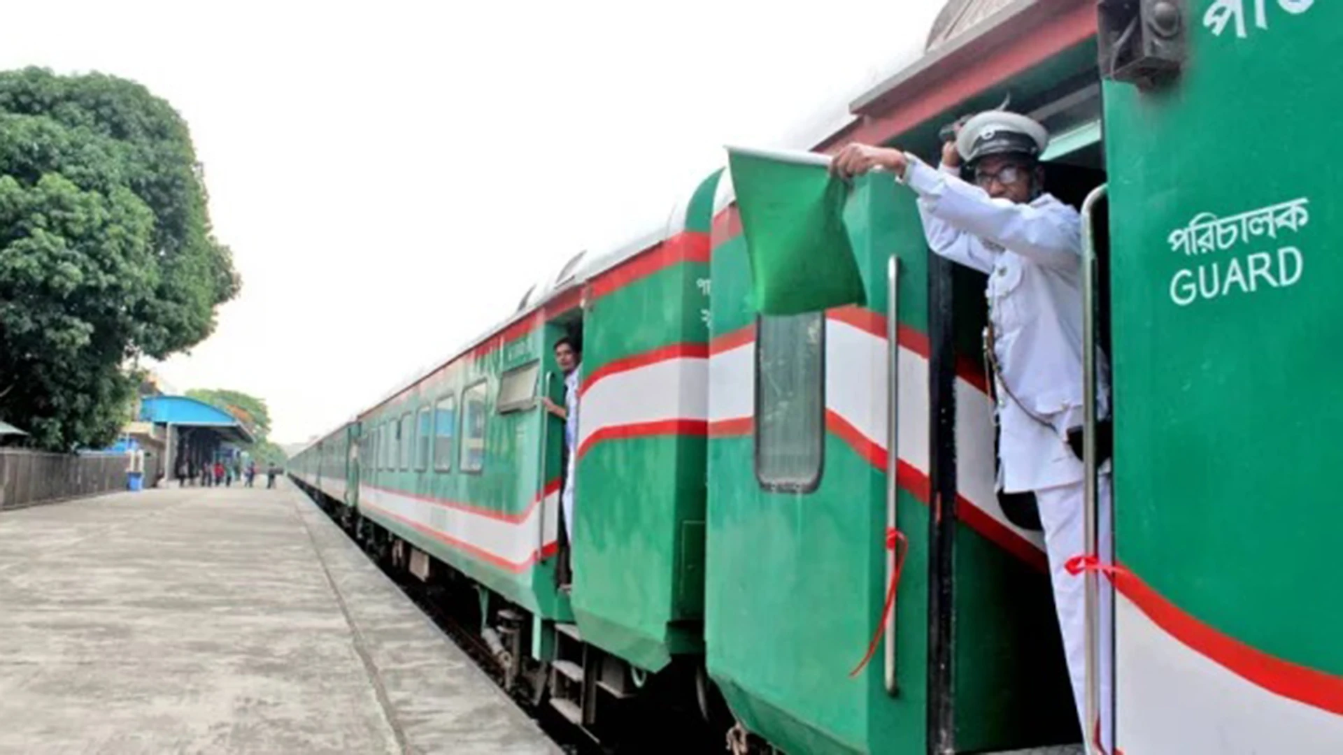 ধর্মঘট প্রত্যাহার করলেন রেলওয়ের রানিং স্টাফরা