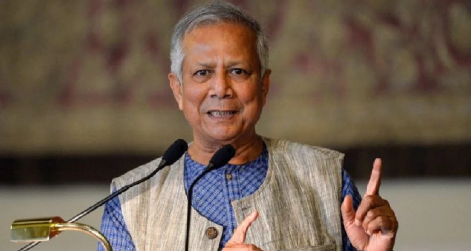 হাসিনার সহযোগীরা বিশৃঙ্খলা সৃষ্টিতে বিপুল অর্থ ব্যয় করছে: প্রধান উপদেষ্ঠা