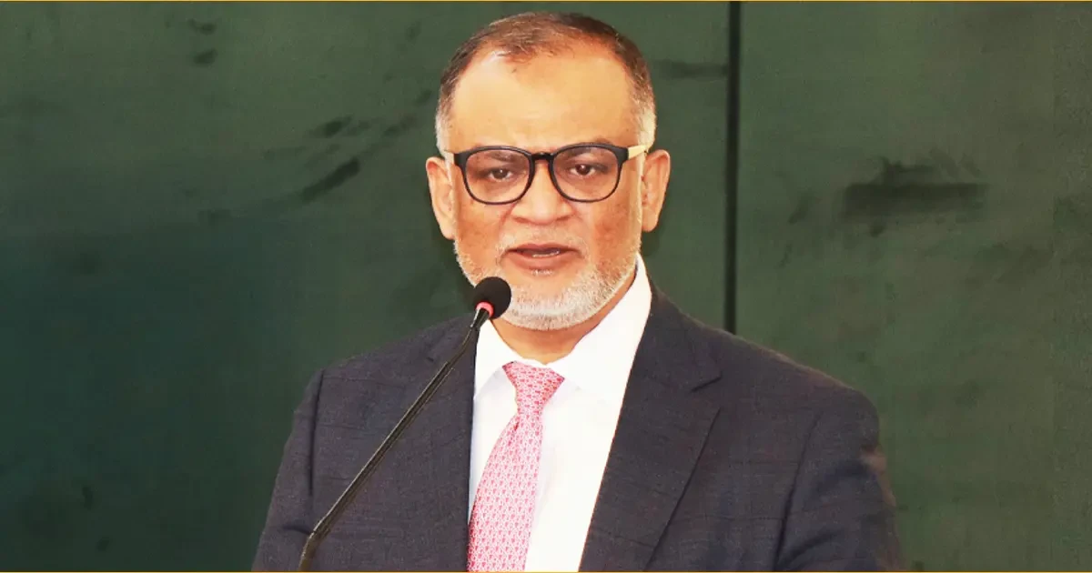 তাঁতিদের জন্য শুল্কমুক্ত কাঁচামালের সুবিধা লুটপাটের শিকার: বানিজ্য উপদেষ্টা