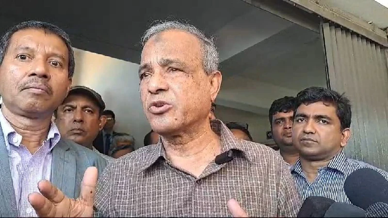বাজার অস্থিতিশীলকারীদের বিরুদ্ধে কঠোর হুঁশিয়ারি স্বরাষ্ট্র উপদেষ্টার
