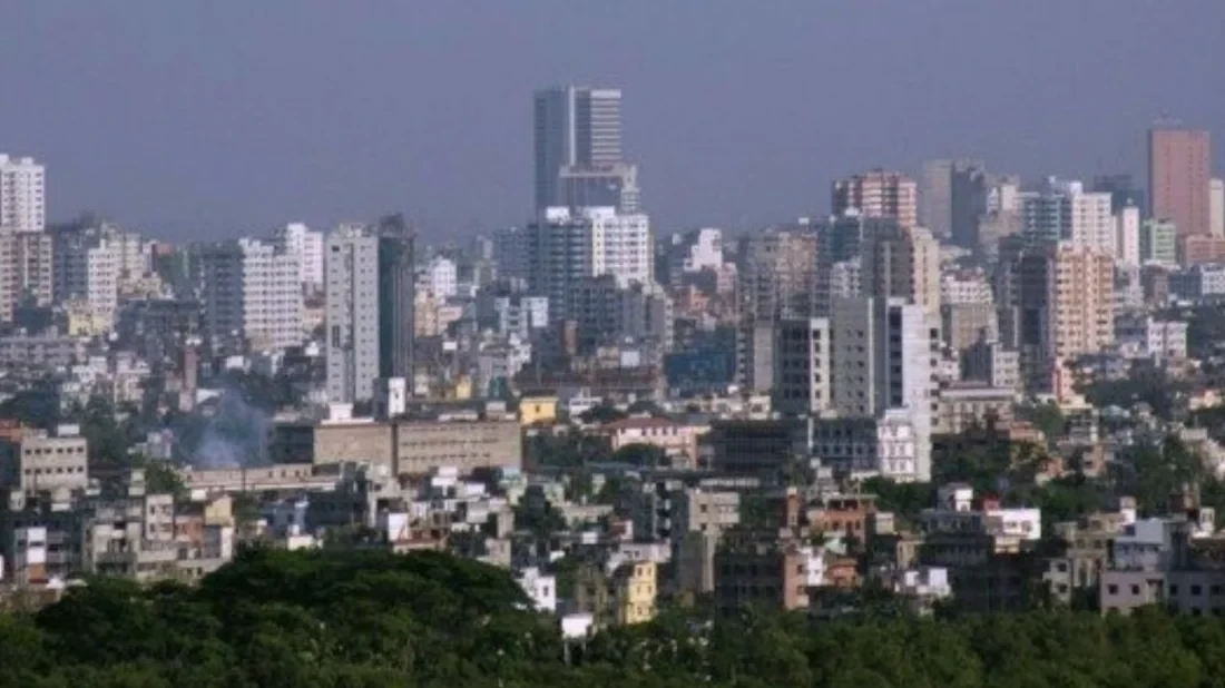 ঢাকার বাতাস আজ ‘অস্বাস্থ্যকর’, বায়ুদূষণ তালিকার শীর্ষে দিল্লি