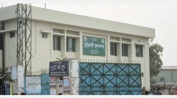 বুড়িমারী স্থলবন্দর দিয়ে পাথর আমদানি বন্ধ